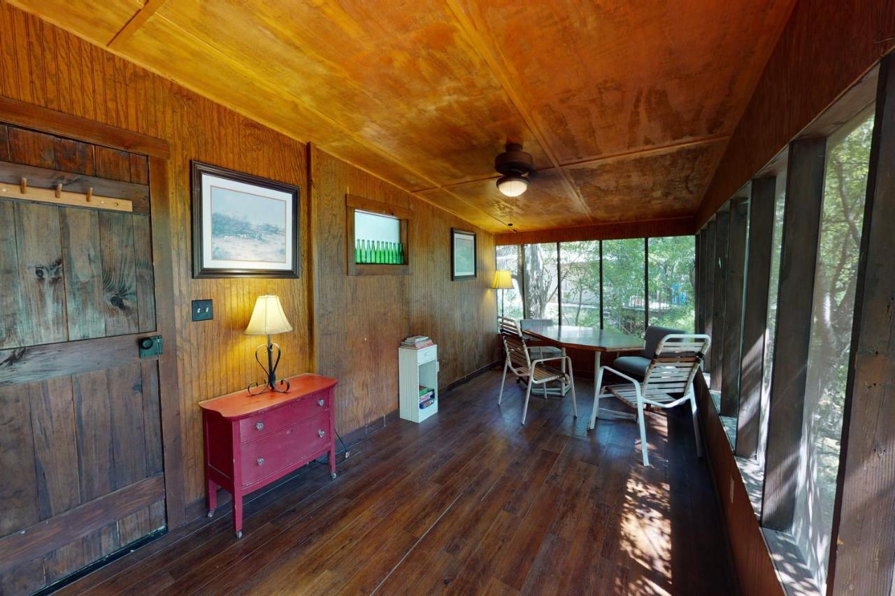 Shamrock Cottage Ingram Exterior photo